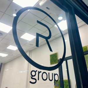 AF1QipM4fw-ozp4tkw5YWDenTcAVyE-fBmE2Rgua1vkn=w408-h415-k-no