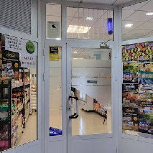 AF1QipMczLZSbMpsC14UtnJvbLvbItbHCR0bziXsom_E=w426-h240-k-no