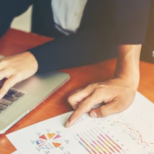 AF1QipNuI_Bw2-VE1bBqnJm3d3gEY8kfHE_wFPDzRSIL=w571-h240-k-no