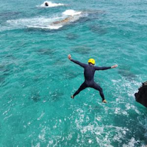 AF1QipOpA7Qh5CY22yL0S8dCdve8q7HhhkqcfWMygk_A=w426-h240-k-no